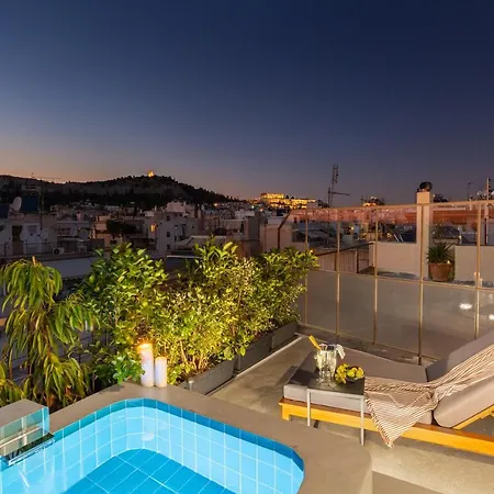 Apartment Top Floor Getaway, Balcony And Private Pool + Acropolis View!